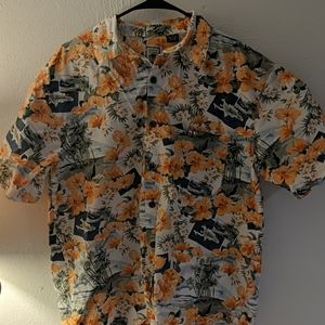 Roundtree and Yorke Hawaiian shirt